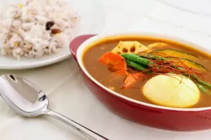 スパイスがっつり効いたスープカレーを作りましたのサムネイル